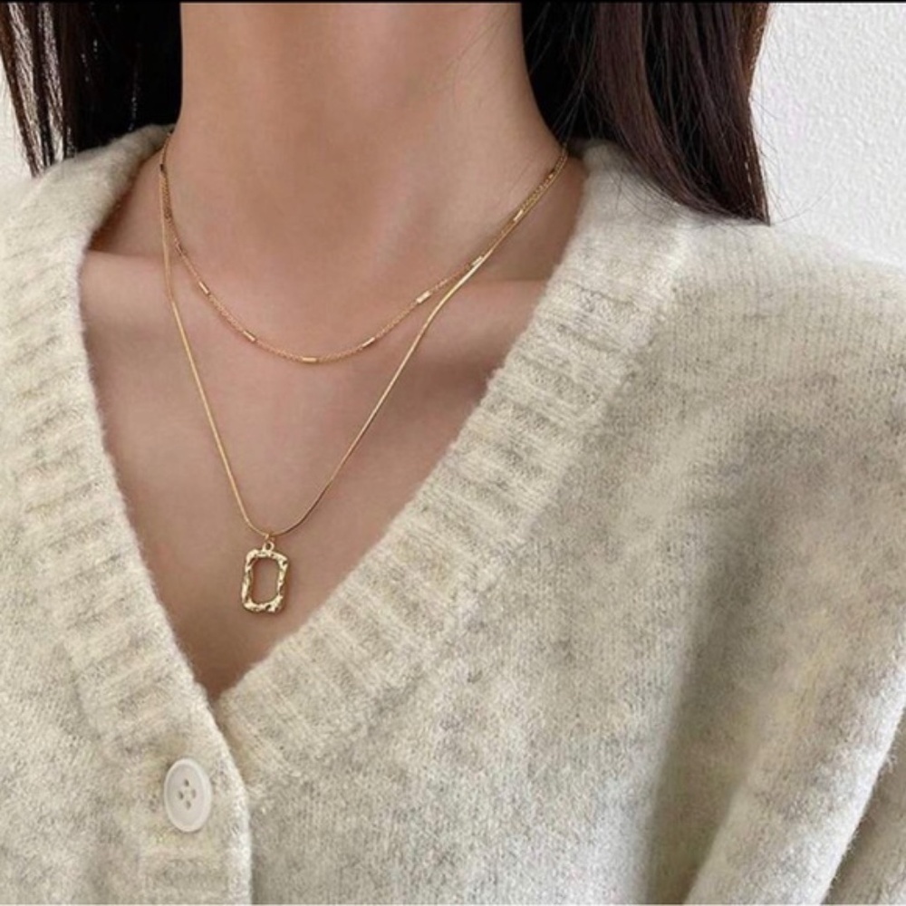Gold 2pc Square Pendant Chain Necklace Set